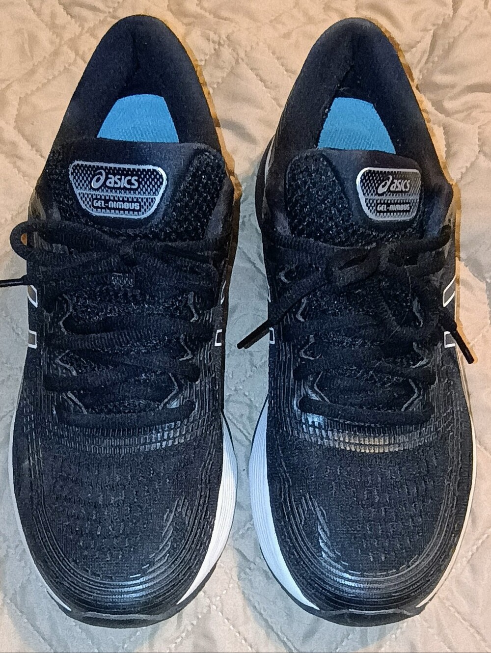 ASICS WOMEN'S GEL-NIMBUS 21 Women's 9.5 Black and White Athletic Running Shoes